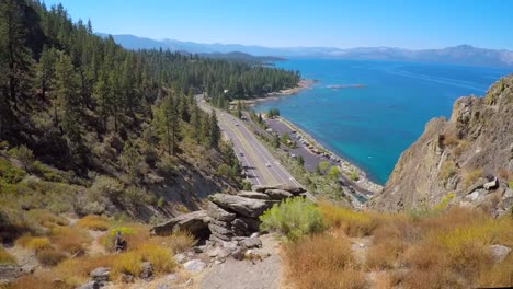 Una-Hermosa-Toma-Aérea-Revela-El-Lago-Tahoe