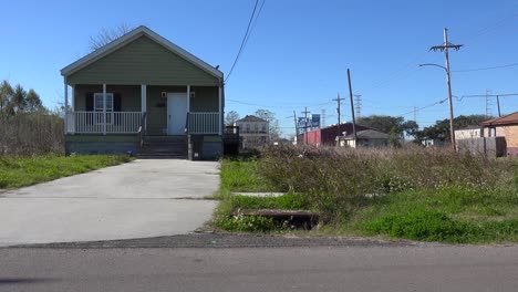 Houses-stand-amidst-empty-and-undeveloped-lots-in-the-Lower-9th-Ward-of-New-Orleans-Louisiana