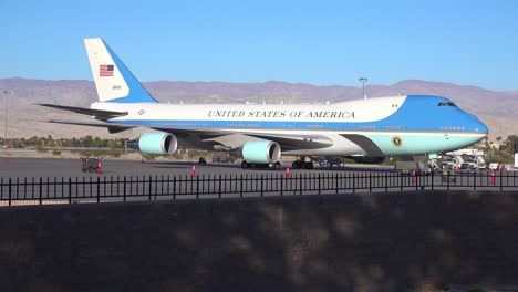 Air-Force-One-sits-on-the-tarmac-at-an-airport-in-Palm-Springs-California