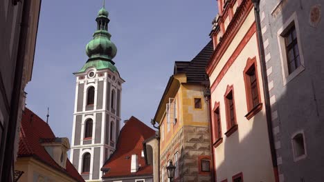 Aufnahmeaufnahme-Von-Cesk___´©-Krumlov-Ein-Hübsches-Kleines-Böhmisches-Dorf-In-Tschechien