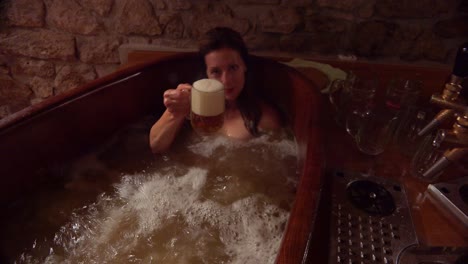 A-beer-spa-in-the-Czech-Republic-offers-the-opportunity-to-bathe-in-and-drink-beer