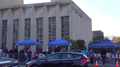 2018---memorial-to-victims-of-the-racist-hate-crime-mass-shooting-at-the-Tree-Of-Life-synagogue-in-Pittsburgh-Pennsylvania