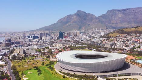 Gute-Luftaufnahme-Der-Stadt-Kapstadt-Südafrika-Mit-Kapstadt-Stadion-In-Entfernung-2