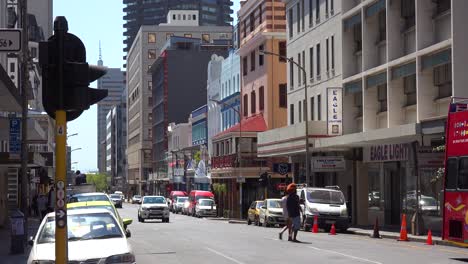 Establishing-shot-of-the-downtown-area-of-Cape-Town-South-Africa-with-colonial-buildings-and-traffic-2