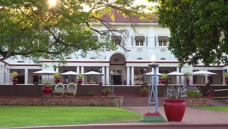 Außenaufnahme-Des-Luxuriösen-Victoria-Falls-Hotel-In-Simbawbwe-Afrika