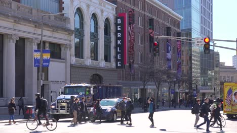 Gründungsaufnahme-Der-Berklee-Music-School-In-Boston,-Massachusetts-1