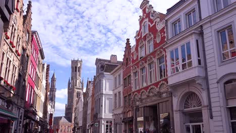 Establishing-shot-of-apartments-and-homes-in-Bruges-Belgium-with-cobblestone-street-2