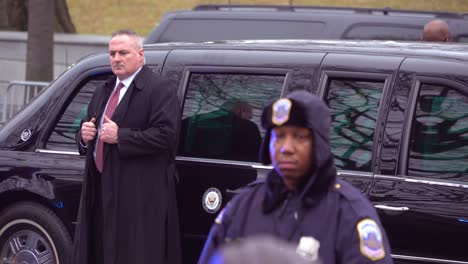 Donald-Trump's-presidential-motorcade-moves-through-Washington-DC-during-the-Inauguration-3