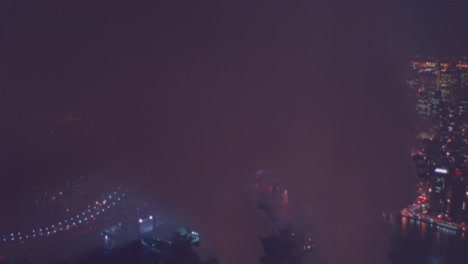 Nightime-Aerial-Of-Manhattan-New-York-Skyline-Nacht-Beinhaltet-Chrysler-Building-1