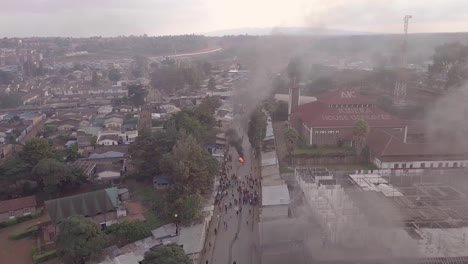 Antena-Sobre-Disturbios-Incendios-Y-Disturbios-En-El-Barrio-Pobre-De-Kibera-En-Nairobi-Durante-Las-Controvertidas-Elecciones-5