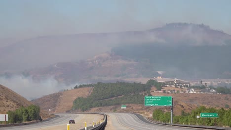 The-Simi-Valley-118-Freeway-In-Los-Angeles-Is-Shut-Down-During-The-Easy-Fire-Wildfire-In-California
