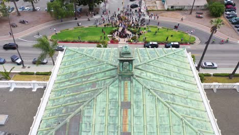 Aerial-Shot-Of-Chumash-American-Indian-Protest-Against-Father-Junipero-Serra-Statue-In-Front-Of-City-Hall-Ventura-California-6