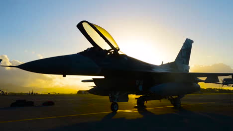 Timelapse-Photography-Shows-Us-Airmen-Working-On-An-Aircraft-At-Pearl-Harbor