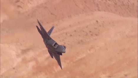 Ein-F22-Raptor-Wird-Im-Flug-Gesehen