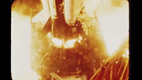 Nahaufnahme-Des-Apollo-7-Raketentriebwerks-Beim-Abheben-1968