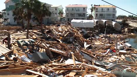 Canal-Park-En-Florida-Totalmente-Devastado-Por-El-Huracán-Michael-2018