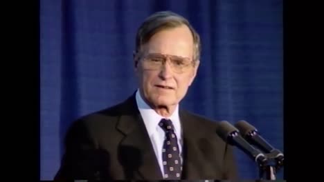 Präsident-George-Hw-Bushs-Spricht-Während-Seiner-Abschiedsrede-Vor-Der-CIA-Am-8.-Januar-1993-über-Einen-Vertrag-Mit-Russland