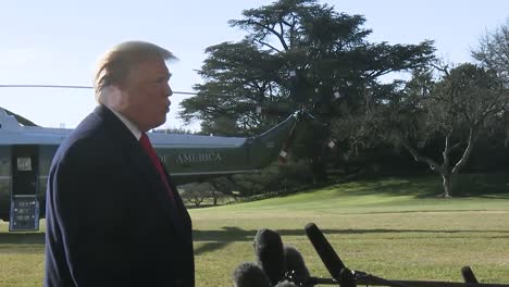 El-Presidente-Trump-Habla-Sobre-El-Trabajo-Que-Se-Está-Realizando-En-El-Muro-2019