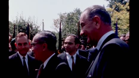 Claudia-Lady-Bird-Johnson-Narrates-Over-A-Ceremony-Being-Held-In-the-White-House-Lawn-1960S