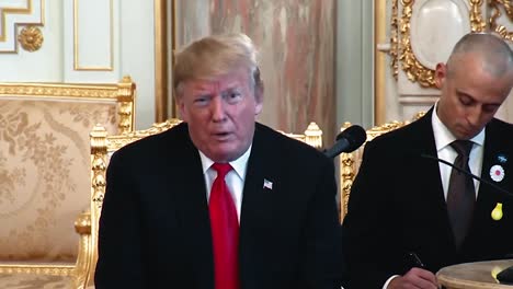 President-Trump-Speaks-About-the-Enthronement-Of-the-New-Emporer-Of-Japón-Press-Conference-With-Japónese-Prime-Minister-Shinzo-Abe-2019