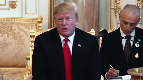 El-Presidente-Trump-Habla-Sobre-La-Construcción-De-Plantas-Automotrices-En-Japón-En-América-Conferencia-De-Prensa-Con-El-Primer-Ministro-Japónés-Shinzo-Abe-2019