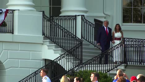 Uspresident-Donald-Trump-And-First-Lady-Melanie-Trump-Greet-the-July-4th-Celebration-At-the-White-House-1