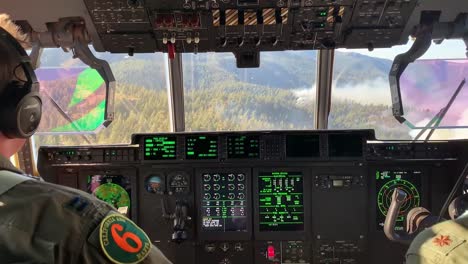 Aviones-C130j-Maffs-De-La-Guardia-Nacional-Aérea-De-California-146a-Caída-De-Retardante-De-Fuego-En-Incendios-Forestales-Montañosos-2