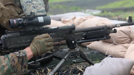 Us-Marines-Fire-M240-Machine-Gun-Range-Marksmanship-Proficiency-Training-Exercise-At-Camp-Fuji-Japan-1