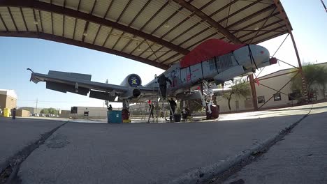 Timelapse-Us-Air-Force-A10-Thunderbolt-Ii-Fighter-Jet-Equipo-De-Demostración-Broll-Summer-Air-Show-Temporada