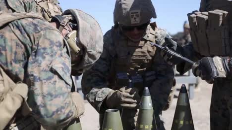 Us-Marines-Direct-Fire-Drill-With-M777-Howitzer-Marine-Corps-Combat-Readiness-Evaluation-Camp-Pendleton-Ca-2