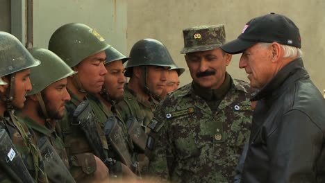 El-Vicepresidente-Estadounidense-Joe-Biden-Visita-El-Centro-De-Entrenamiento-Militar-De-Kabul-Guerra-Contra-El-Terrorismo-Y-El-Extremismo-Afganistán-1