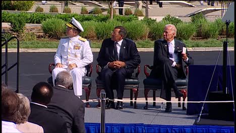 Us-Vice-President-Joe-Biden-Speaks-To-Politician-Military-And-Families-Pentagon-9/11-Observance-Arlington-Va-15