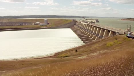 La-Presa-De-Fort-Randall-En-Dakota-Del-Sur-Genera-Electricidad