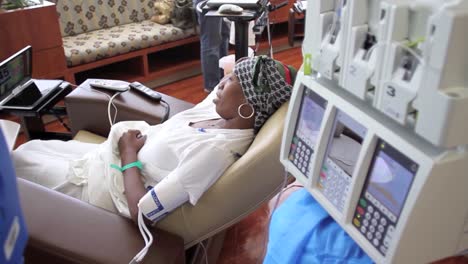 Cancer-Patients-Receive-Chemotherapy-5