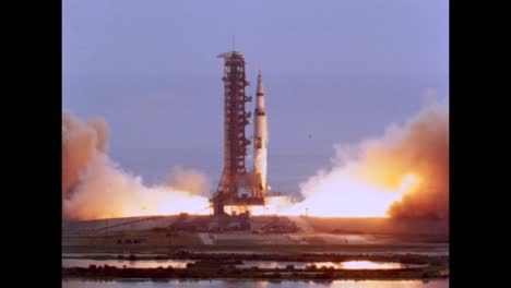 Apollo-11-Startet-1969-Vom-Kennedy-Space-Center-Cape-Canaveral