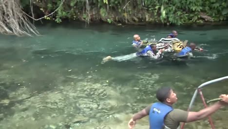 Us-Army-And-National-Guard-Troops-Train-Jamaicans-In-Basic-Jungle-Survival-Skills
