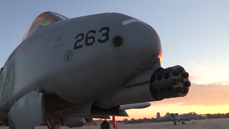 Der-A10-Thunderbolt-Mit-Der-Gau8-Avenger-Cannon-Ist-Profiliert