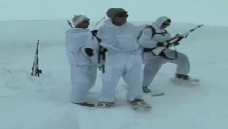 Navy-Seals-Train-In-The-Arctic-1