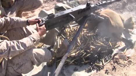 Marines-Fire-The-M240-Machine-Guns-In-A-Training-Exercise-In-Afghanistan-1