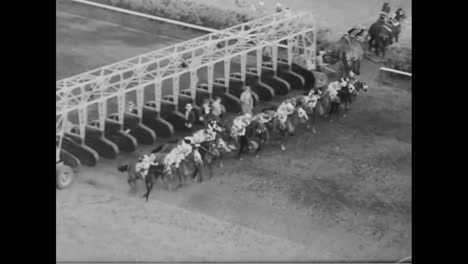 Una-Carrera-De-Caballos-De-1936