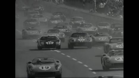 Una-Carrera-De-Coches-En-1964-En-Francia