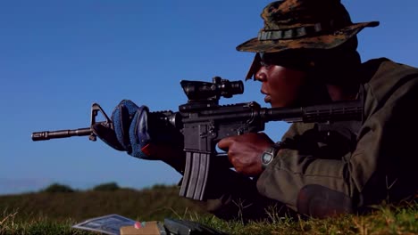 Us-Marines-Practice-Firing-Machine-Guns-In-Battlefield-Exercises-1