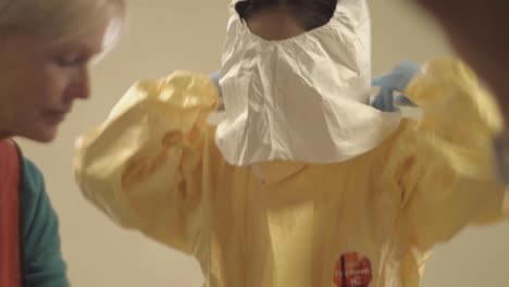 Cdc-Officials-Are-Trained-In-How-To-Cope-With-An-Ebola-Virus-Outbreak-In-Africa-4