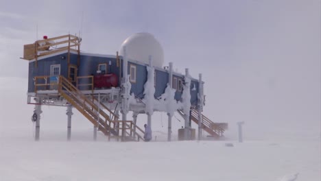 Una-Estación-De-Investigación-En-El-ártico-Helado