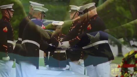US-Marine-Ehrengarde-Führt-Eine-Beerdigung-Für-Einen-Gefallenen-Soldaten-6