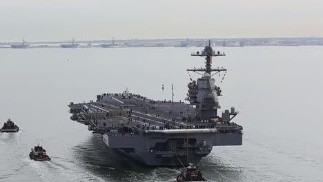 Antenne-über-Der-Uss-Gerald-Ford-Unterwegs-Auf-See-In-Der-Nähe-Von-Newport-News-Virginia-1