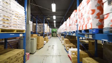Warehouses-Deliver-Goods-To-Maintain-Supply-Chain-Economics-During-The-Coronavirus-Covid19-Epidemic