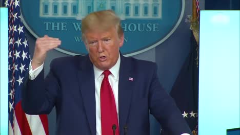 31-De-Marzo-Conferencia-De-Prensa-Sobre-El-Coronavirus-De-Covid19-En-La-Casa-Blanca-Incluye-Al-Presidente-Donald-Trump-Diciendo-Que-220000-Personas-Morirán-Pero-Que-Quiere-Ser-Un-Animador-Del-Country