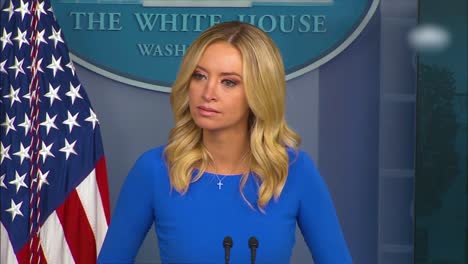 La-Secretaria-De-Prensa-De-La-Casa-Blanca-Kayleigh-Mcenany-Defiende-A-Donald-Trump-De-Los-Cargos-De-Racismo-Después-Del-Debate-Y-La-Prensa-Lo-Desafía-A-Denunciarlo