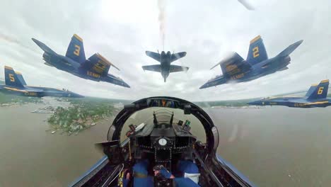 Una-Vista-Desde-La-Cabina-Del-Escuadrón-De-Demostración-De-Vuelo-De-La-Marina-De-Los-EE.-UU.-Los-ángeles-Azules-En-Acción